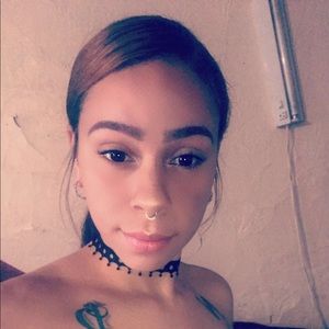 Meet your Posher, Ivette